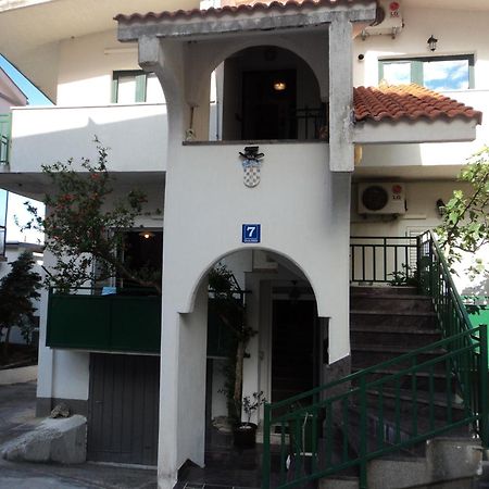 Rooms Tia Baška Voda Exteriér fotografie