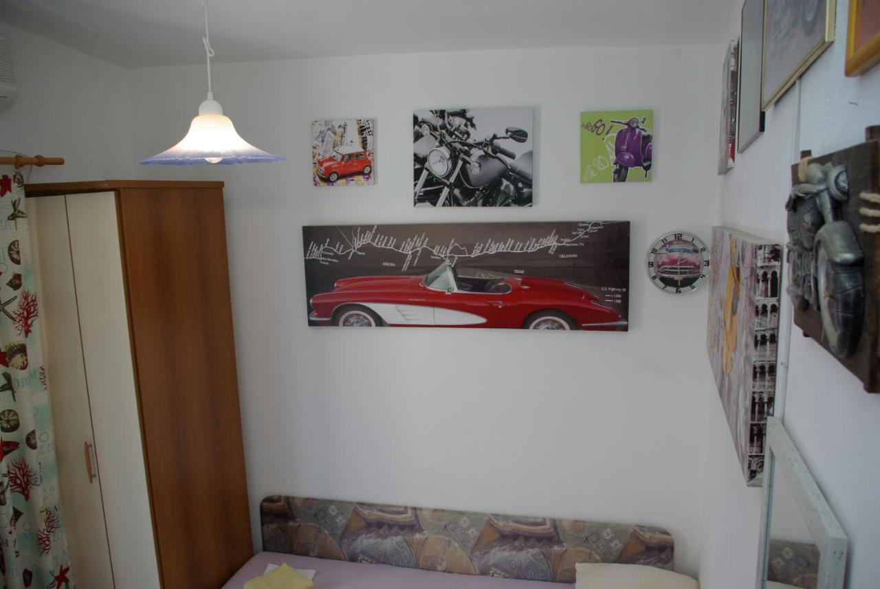 Rooms Tia Baška Voda Exteriér fotografie