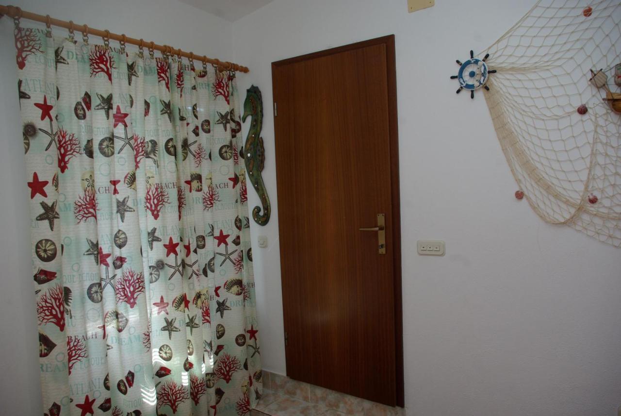 Rooms Tia Baška Voda Exteriér fotografie